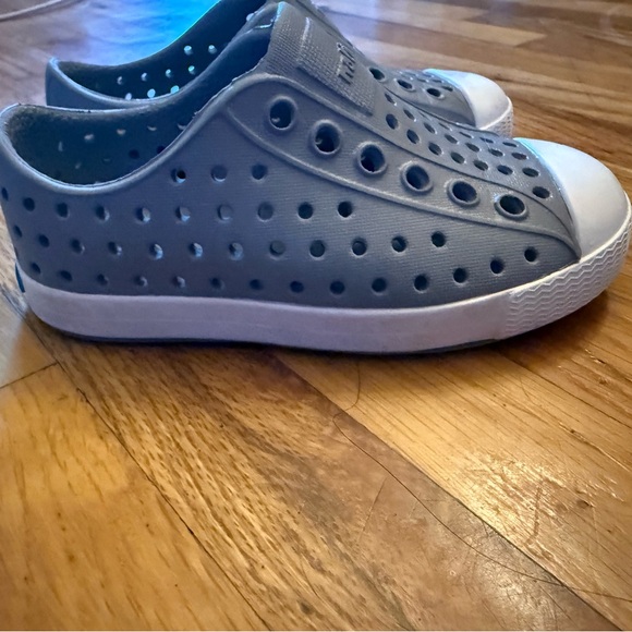 Gray Native Shoes - Picture 2 of 4